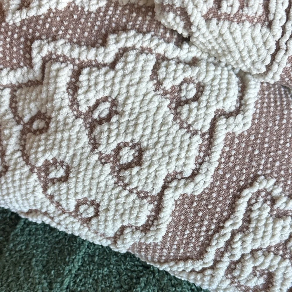 Cupcakes & Cashmere Holiday Christmas Throw Chenille Gingerbread Reindeer NEW!